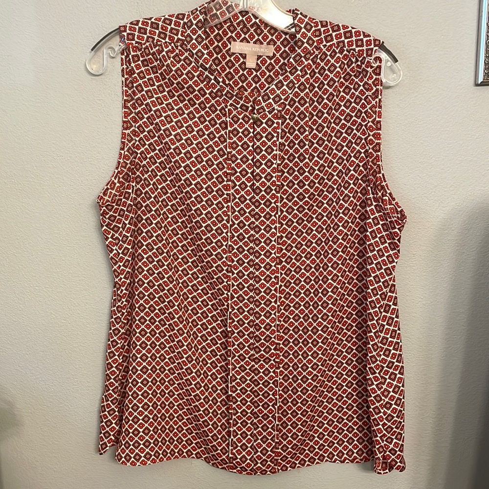 Banana Republic Red Print Tank size L